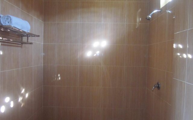 Putu Guest House 2