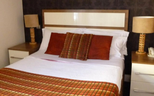 White Lady Hotel