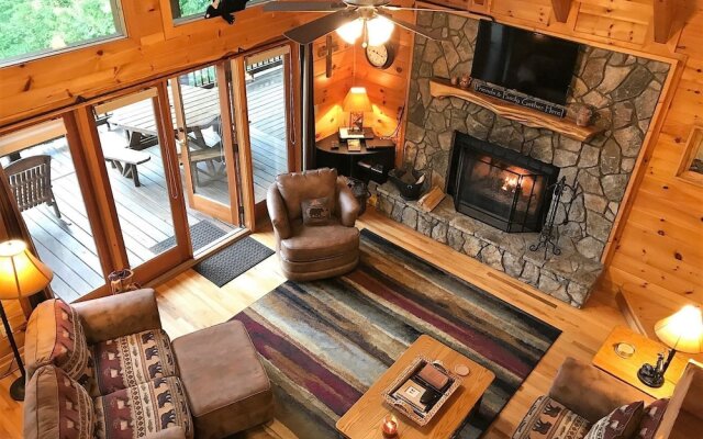 Light`s Mountain Lake Overlook