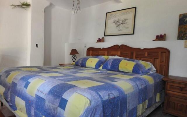 Habitación independiente a pie del lago con AC