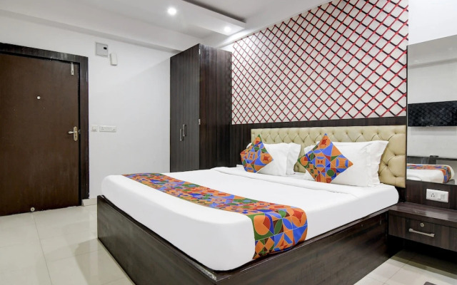 FabHotel Prime Eco Park