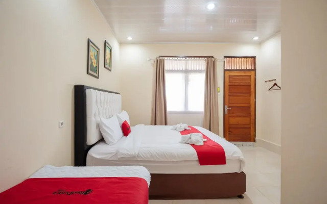 RedDoorz Syariah near Tirtasari Sonsang dan Banto Royo
