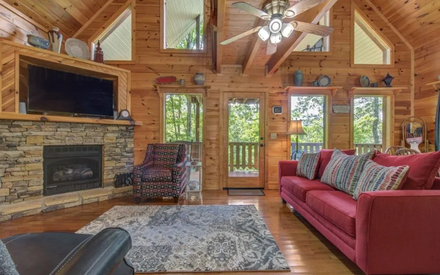 Macys Hideaway by Jackson Mountain Rentals