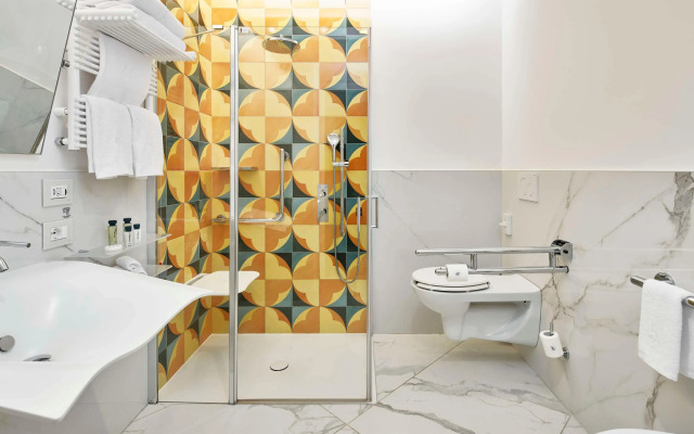 De Bonart Naples, Curio Collection by Hilton