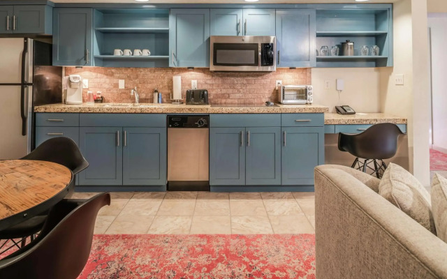 Cliffrose Springdale, Curio Collection by Hilton