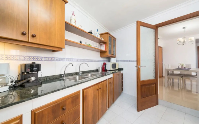 Biali in Buger With 4 Bedrooms and 2 Bathrooms