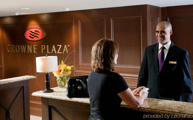 Crowne Plaza Louisville Airport Expo Ctr by IHG