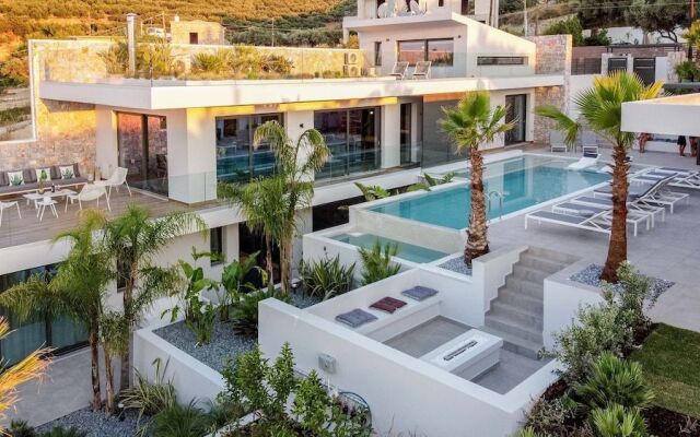 Villa Lydia