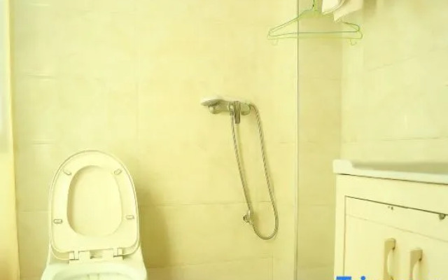 Stone Pill Taoyuan Theme Hotel