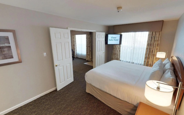 Chase Suites Hotel Brea-Fullerton