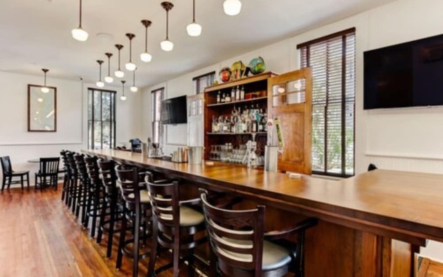Amelia Schoolhouse Inn