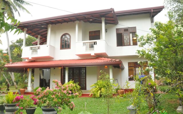 maali residence