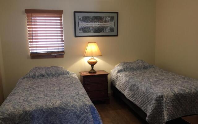 Creekside Downtown Vacation Suites