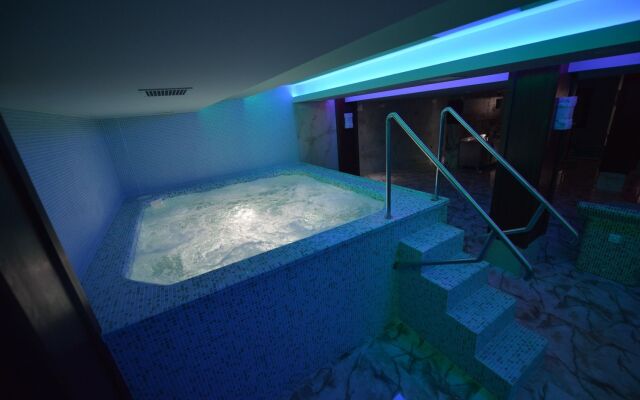 Bushi Resort & Spa