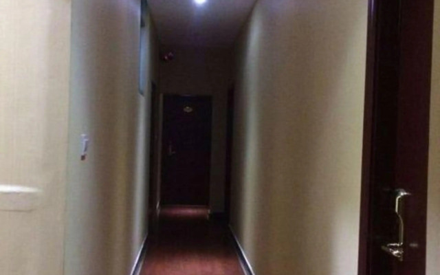 Anning Bingui Hotel