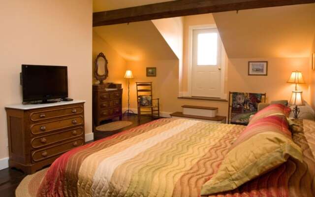 Riley's Railhouse Bed & Breakfast
