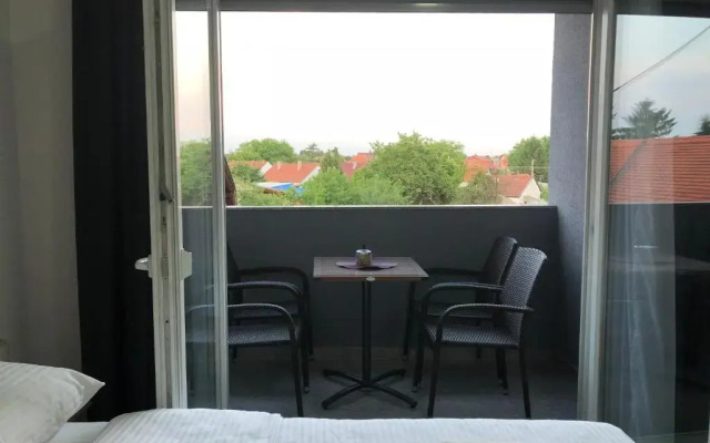 Hostel Mali Pariz