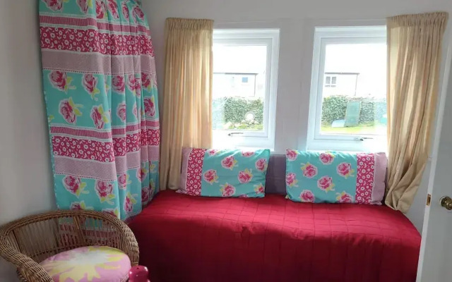 Quaint and Quirky Coastal Cottage Islay