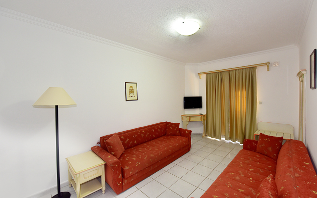 Tropicana Beach Hotel