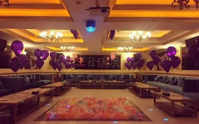 Huifeng Hotel