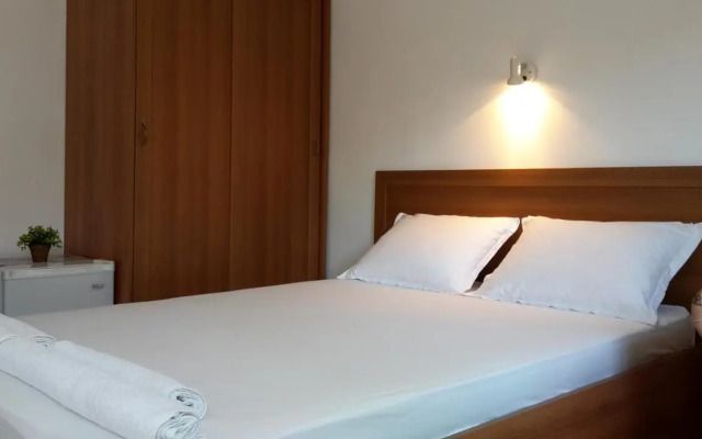 Guest House Kera