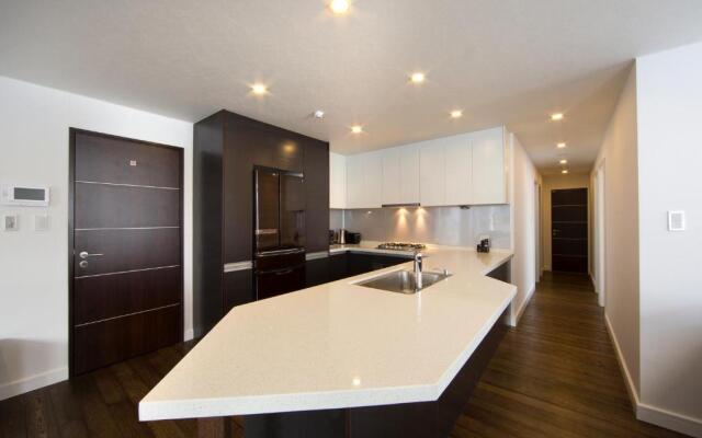 Sky Park Happo Apartment