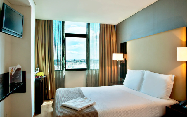 TURIM Alameda Hotel