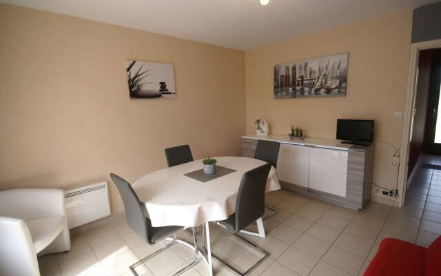 Secluded Holiday Home in Surville With Garden & Centre Nearby