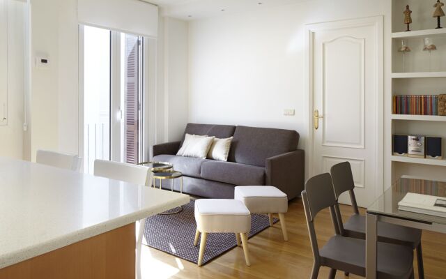 Moneo Apartment by FeelFree Rentals