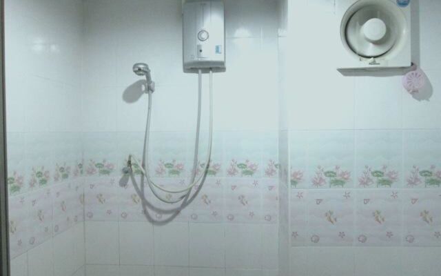 Ban Bua Resort & Hotel