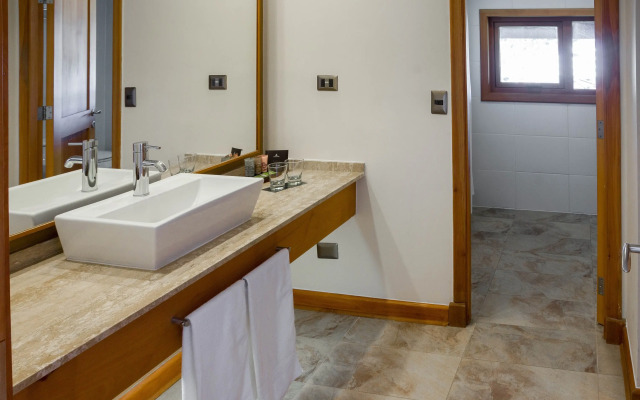 Wyndham Puerto Varas Pettra