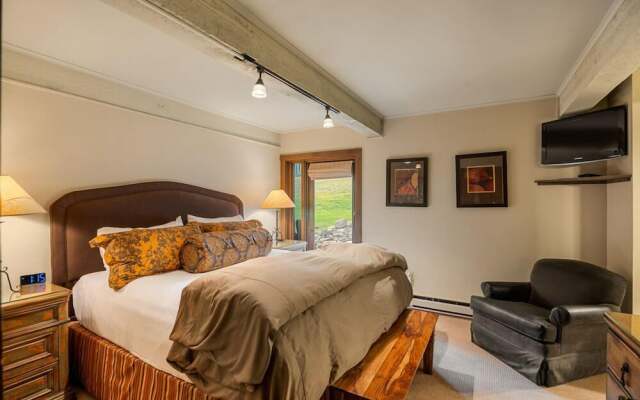 The Enclave at Snowmass by Frias