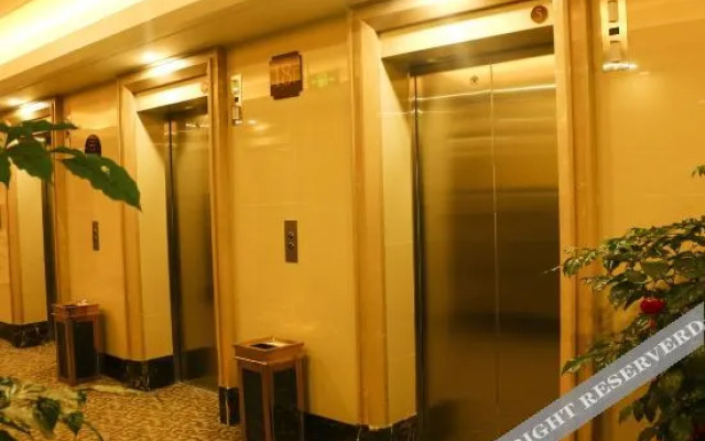 Super 8 Hotel (Ziyang Wanda Plaza)