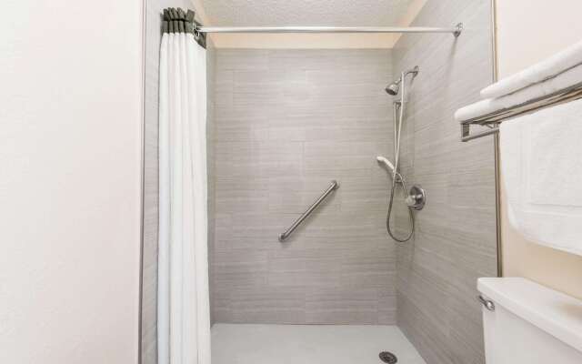 Super 8 by Wyndham Waco/Mall area TX