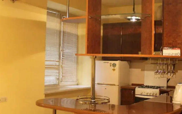 Apt On Tumanyan-Abovyan