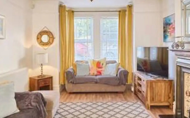 Host Stay Grosvenor Hill