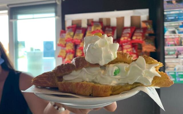 MO' Affittacamere-Tavola Calda-Caffetteria