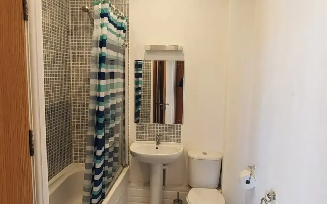 Cardiff Apt - Sleeps 6 - Castle & Stadium Nearby