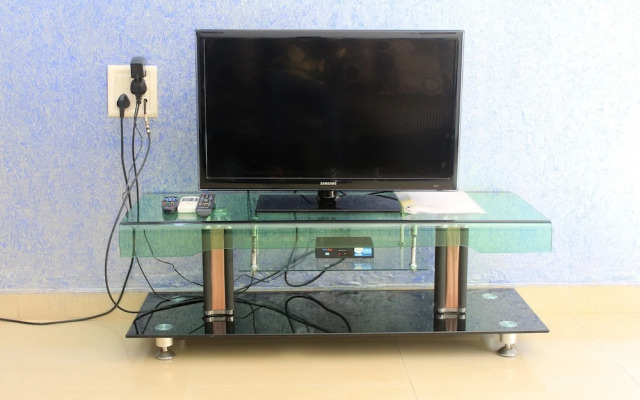 Spacious Fully AC Apartment - CM040
