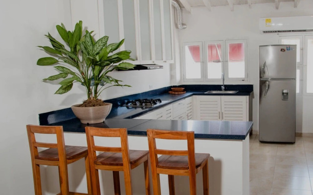 2Br Apartment In The Walled City