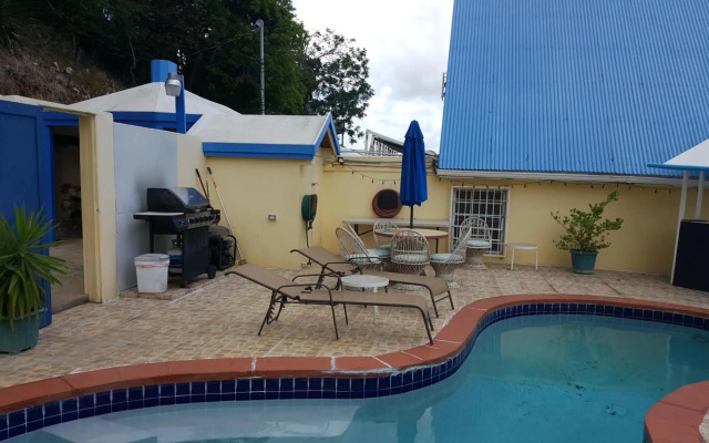 Sunset Gardens Guesthouse