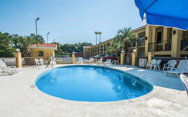 Quality Inn Evergreen