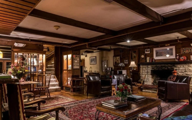 Brae Loch Inn