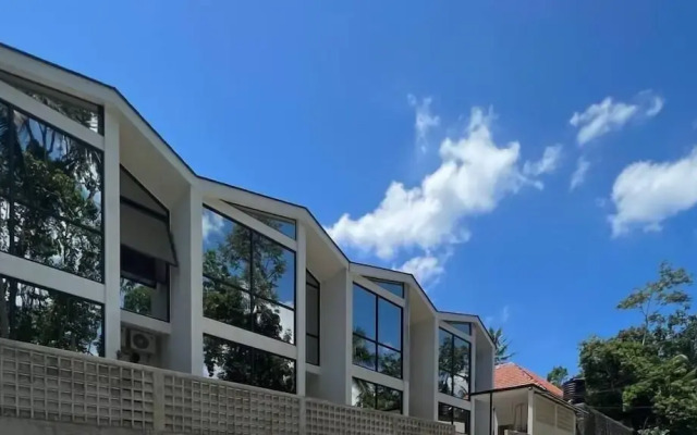 Loyo Villas