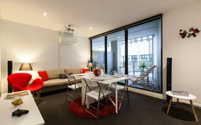 CLARK, 1BDR Melbourne Apartment