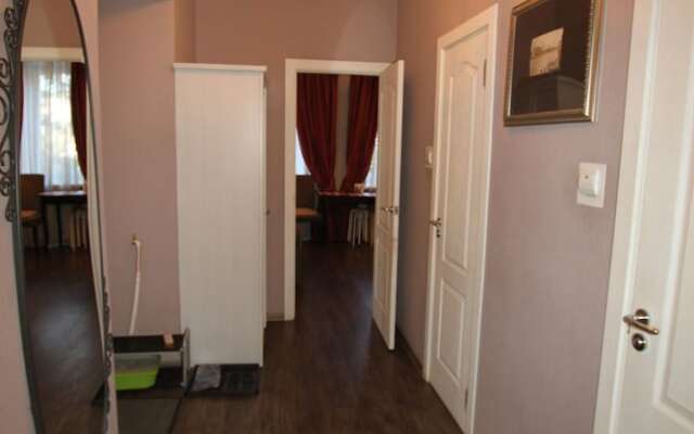 Апартаменты TVST на Ленинградском 10