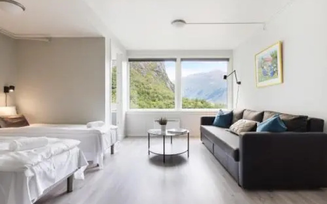 Trolltunga Guesthouse