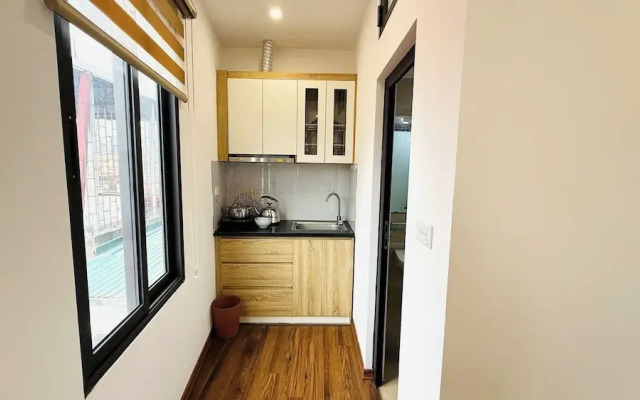 Era Apartment Thinh Hao