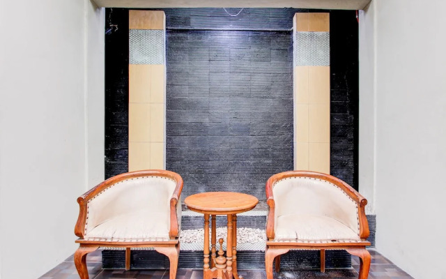 Hotel O Jalan Malioboro Near Stasiun Tugu Yogyakarta Formerly Hotel Baru