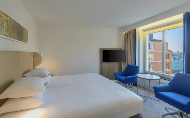 Hilton Stockholm Slussen - Image 4